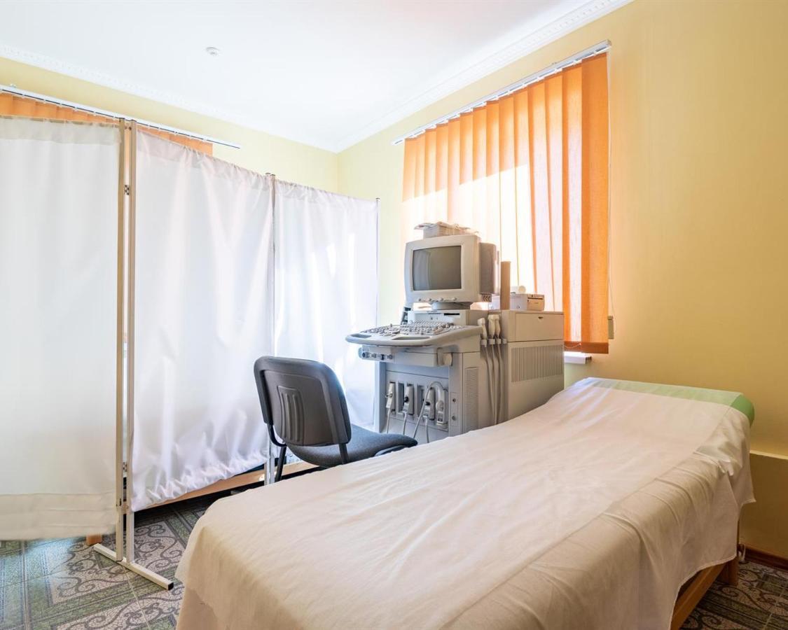 юран Hotel